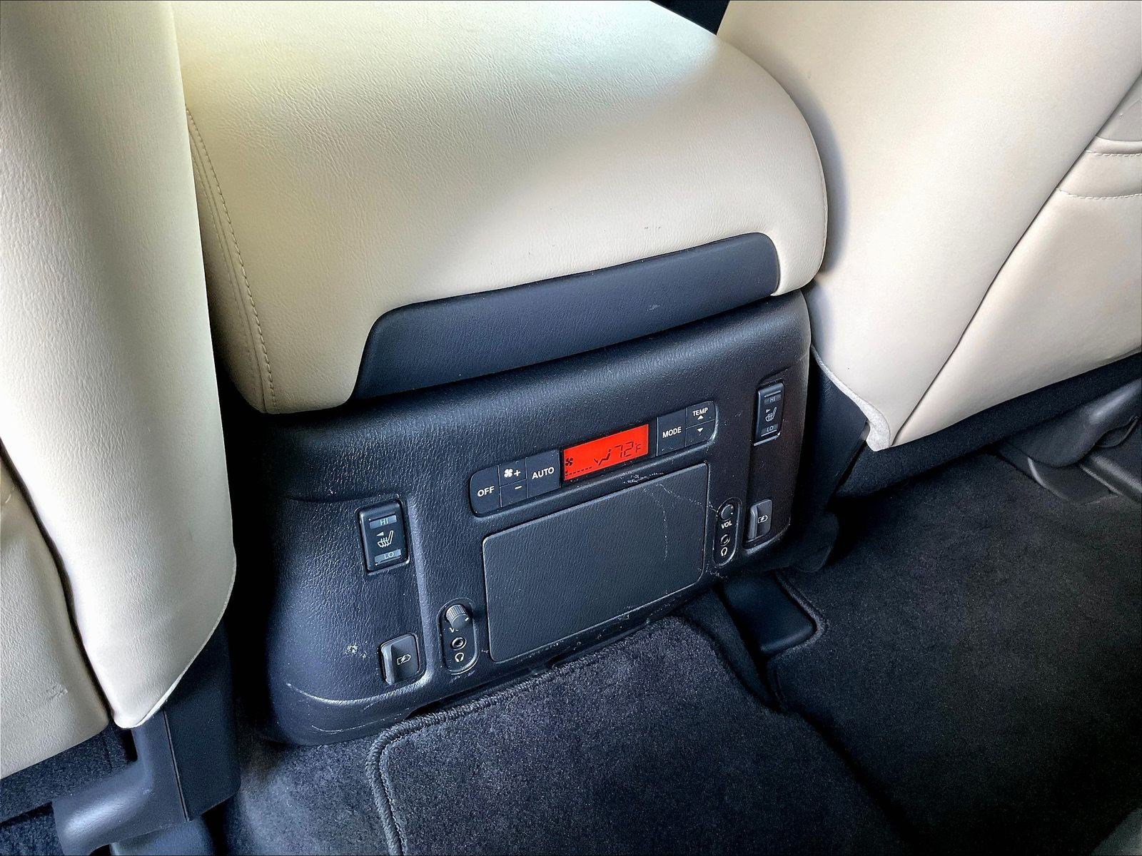 Used 2020 Nissan Armada Platinum w/ Captain's Chairs Package AWD/4WD image 10