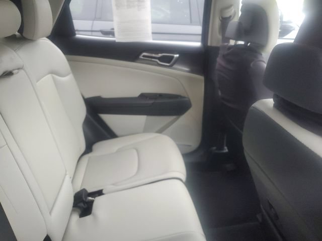 Used 2023 Kia Sportage EX FWD image 10