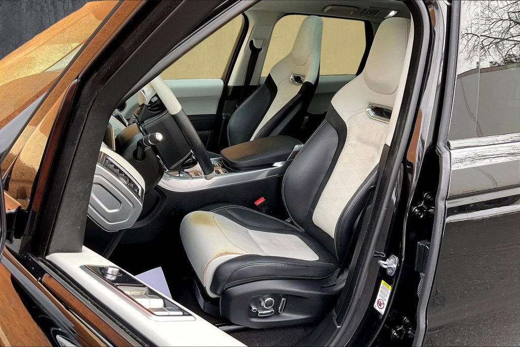 Certified 2022 Land Rover Range Rover Sport SVR image 21