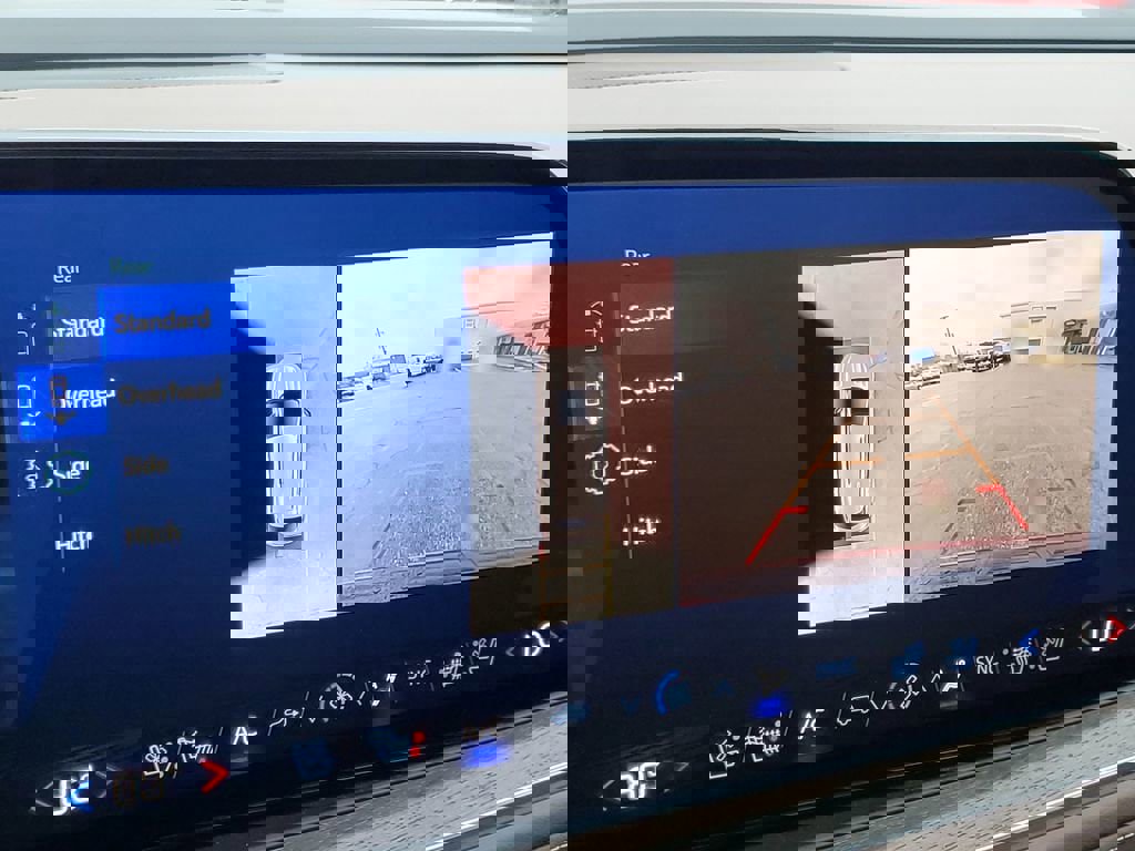 New 2025 Chevrolet Suburban High Country image 18