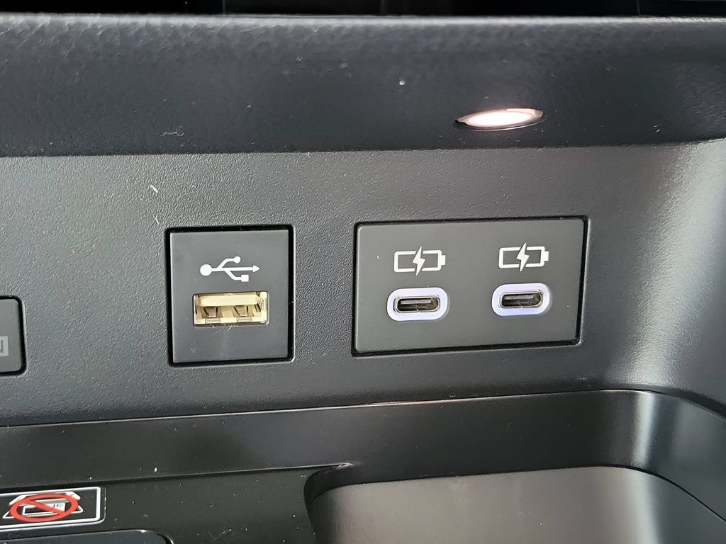 New 2025 Toyota Camry LE FWD image 31