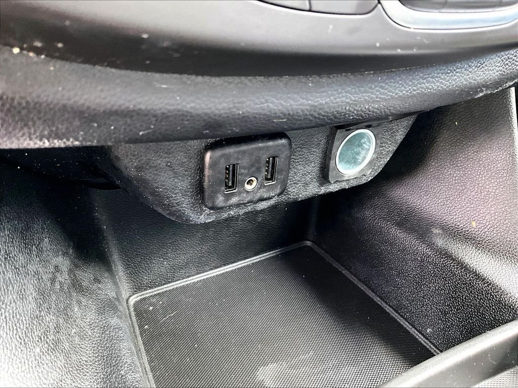 Used 2020 Chevrolet Traverse LT AWD/4WD image 28