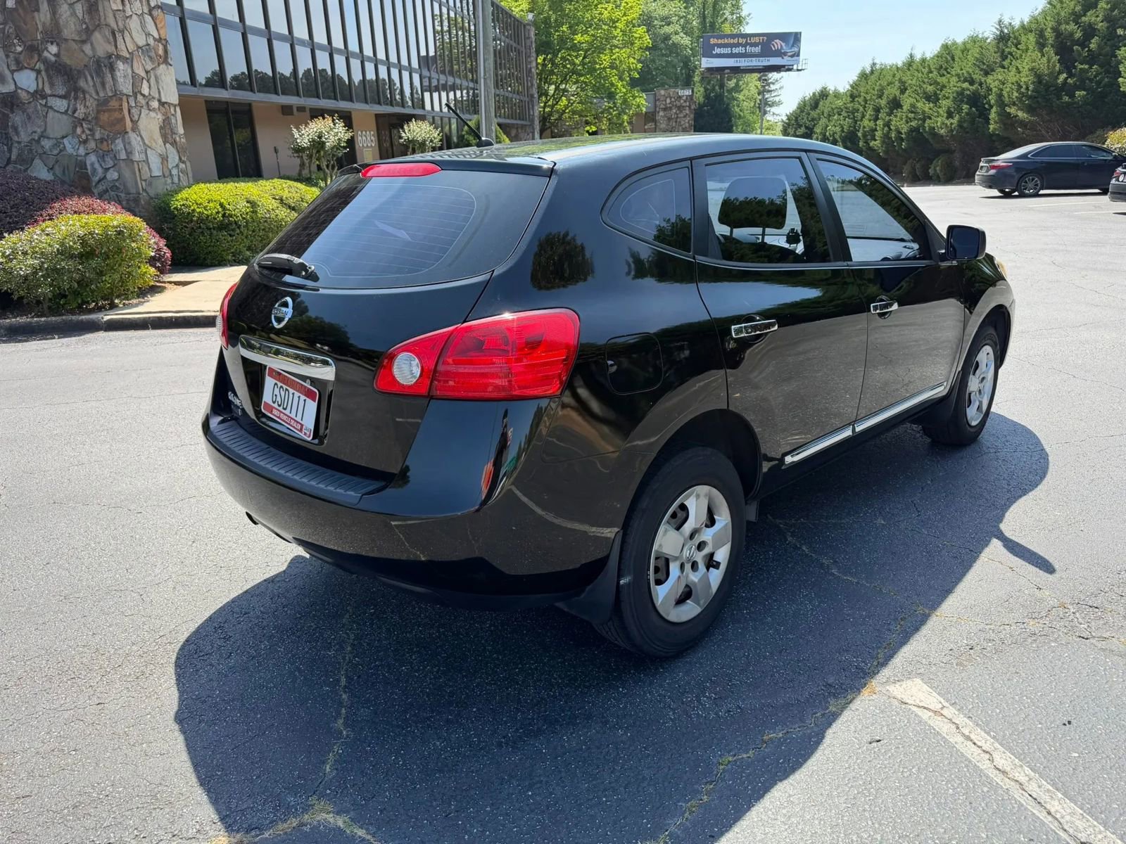 Used 2014 Nissan Rogue S FWD image 4