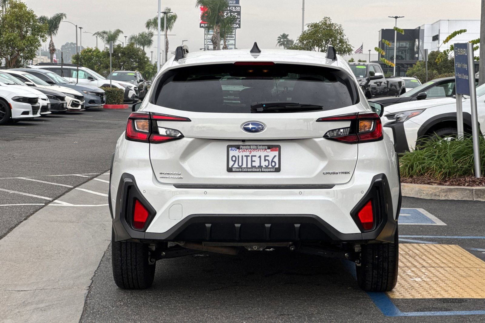 Certified 2025 Subaru Crosstrek 2.5i Limited w/ Crosstrek Mirror Package image 5