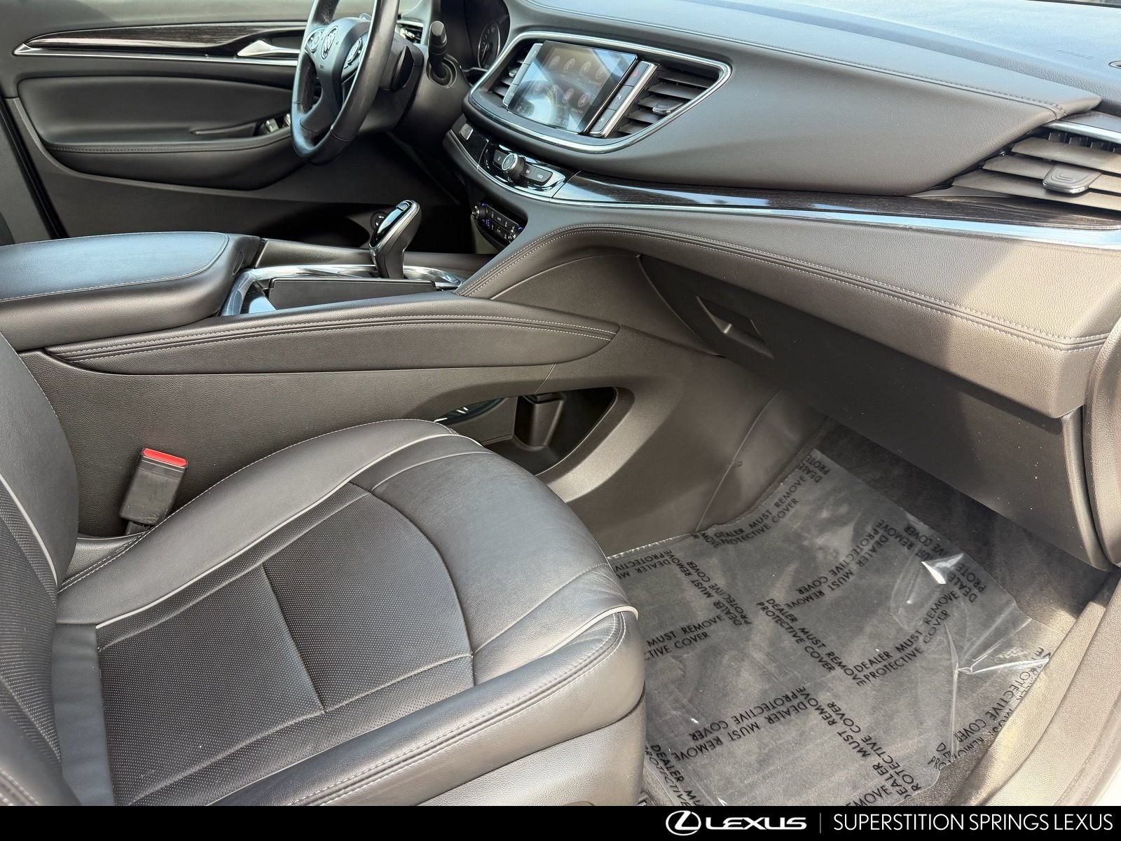 Used 2020 Buick Enclave Avenir w/ Avenir Technology Package FWD image 14