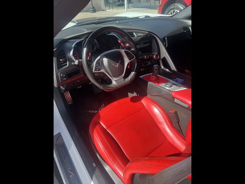 Used 2015 Chevrolet Corvette Stingray Coupe w/ Battery Protection Package RWD image 8