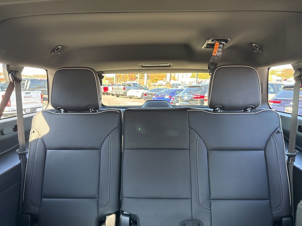 New 2026 GMC Yukon XL Elevation w/ LPO, Elevation Black Package image 31