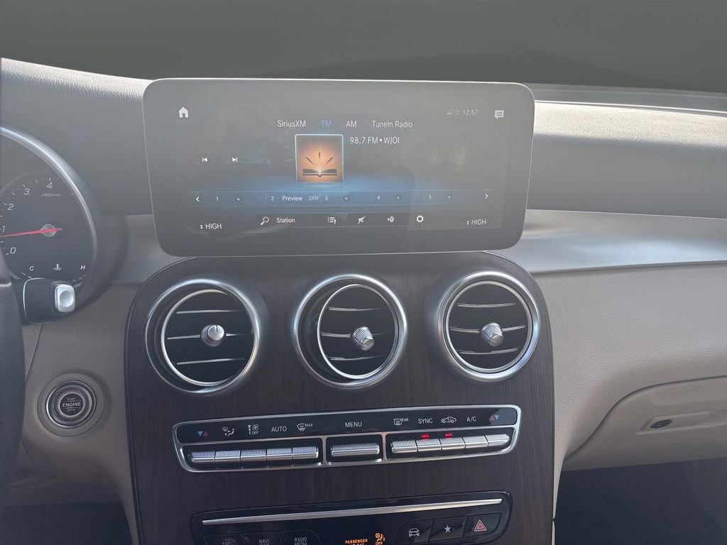 Used 2022 Mercedes-Benz GLC 300 GLC 300 image 18