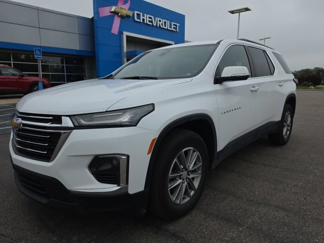 Used 2023 Chevrolet Traverse LT FWD image 1