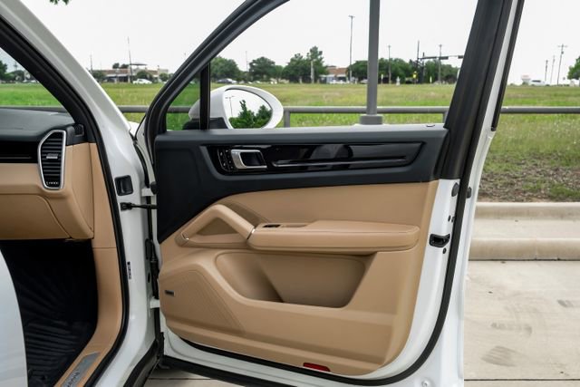 Used 2019 Porsche Cayenne AWD/4WD image 58