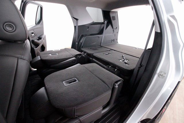 Used 2020 Chevrolet Traverse Premier w/ Redline Edition image 36