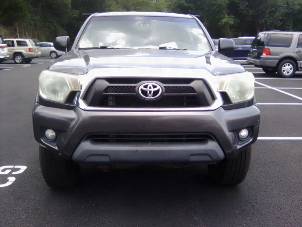 Used 2012 Toyota Tacoma 4x4 Access Cab V6 w/ TRD Off-Road Pkg image 7