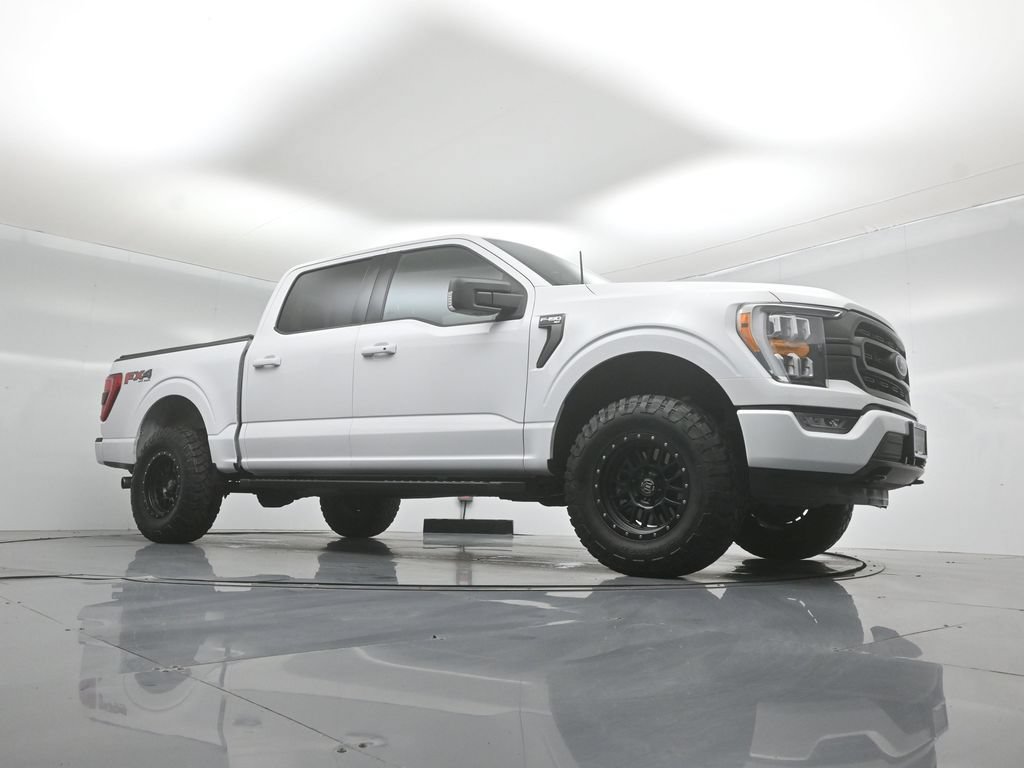 Used 2022 Ford F150 XLT w/ Equipment Group 302A High AWD/4WD image 3