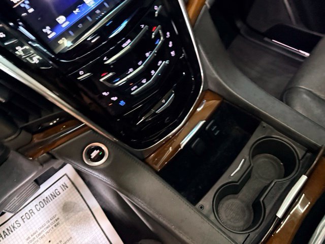 Used 2018 Cadillac Escalade Premium Luxury AWD/4WD image 30