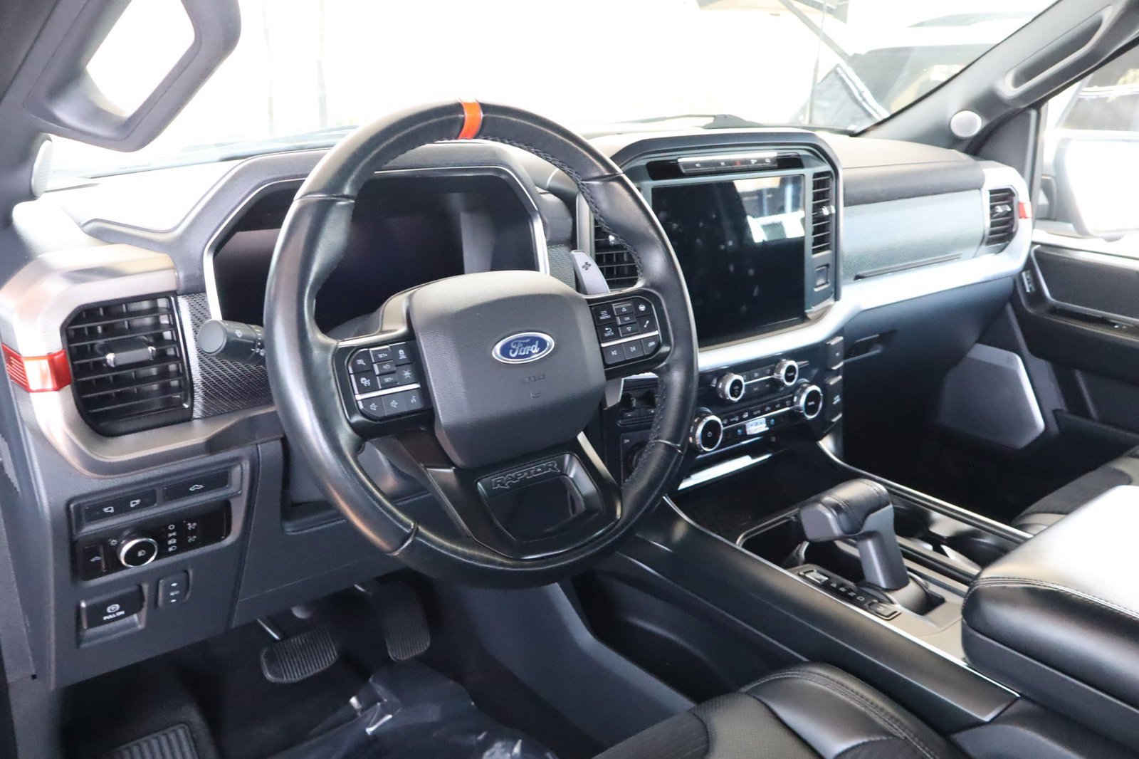 Used 2023 Ford F150 Raptor w/ Raptor Carbon Fiber Package AWD/4WD image 18