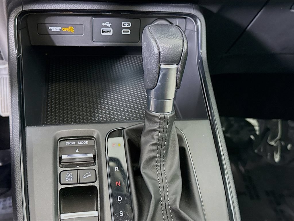Used 2025 Honda CR-V EX image 8