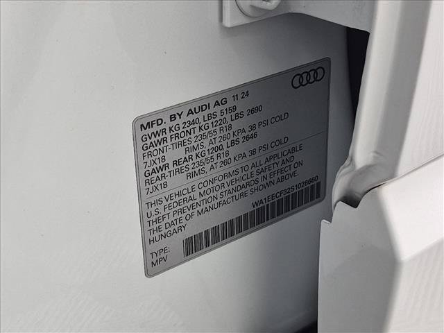 Used 2025 Audi Q3 2.0T Premium Plus w/ Premium Plus Package AWD/4WD image 29