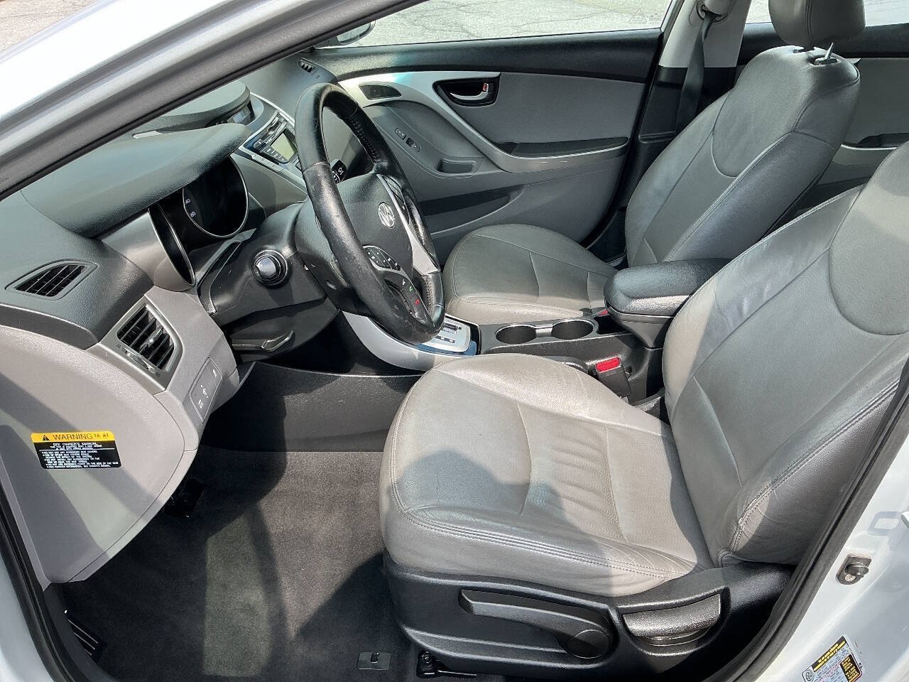 Used 2012 Hyundai Elantra Limited FWD image 13