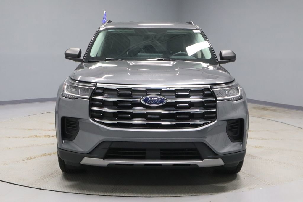 Certified 2025 Ford Explorer Active image 6