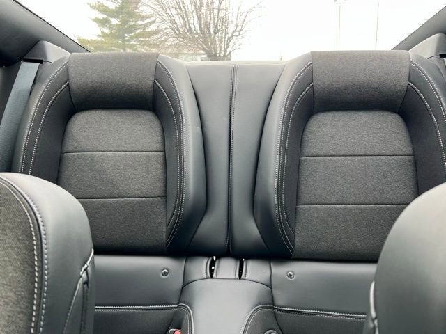 Used 2025 Ford Mustang Coupe image 22