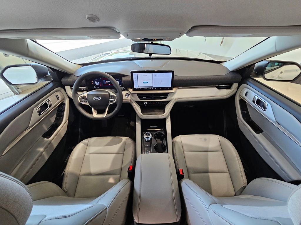 New 2025 Ford Explorer Active w/ Active Comfort Package image 19