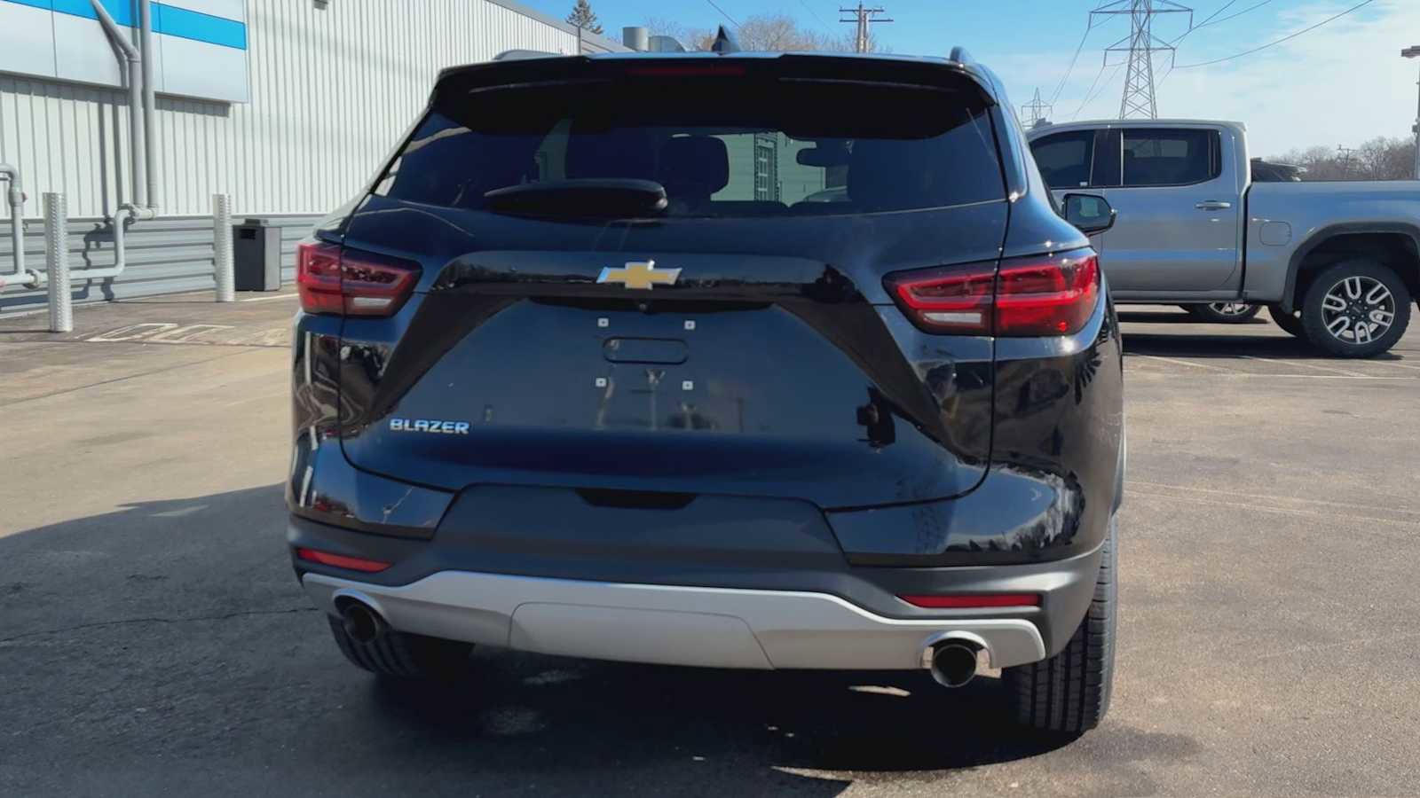 Certified 2023 Chevrolet Blazer LT w/ Convenience Package image 3