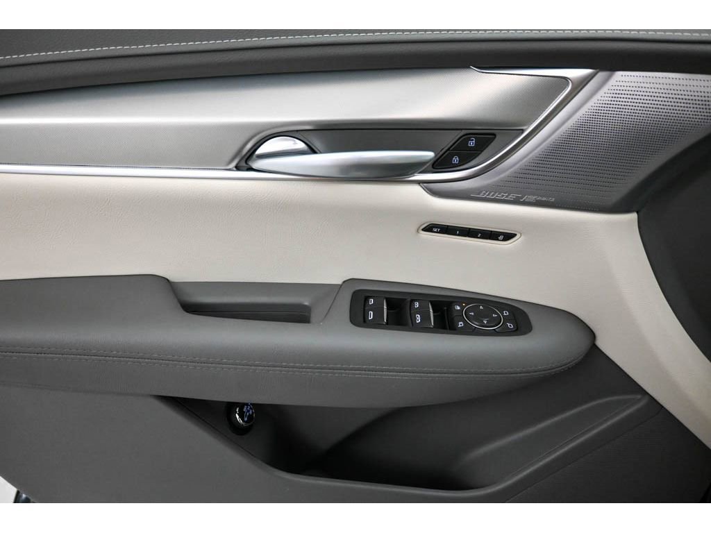 Certified 2025 Cadillac XT5 Premium Luxury image 14