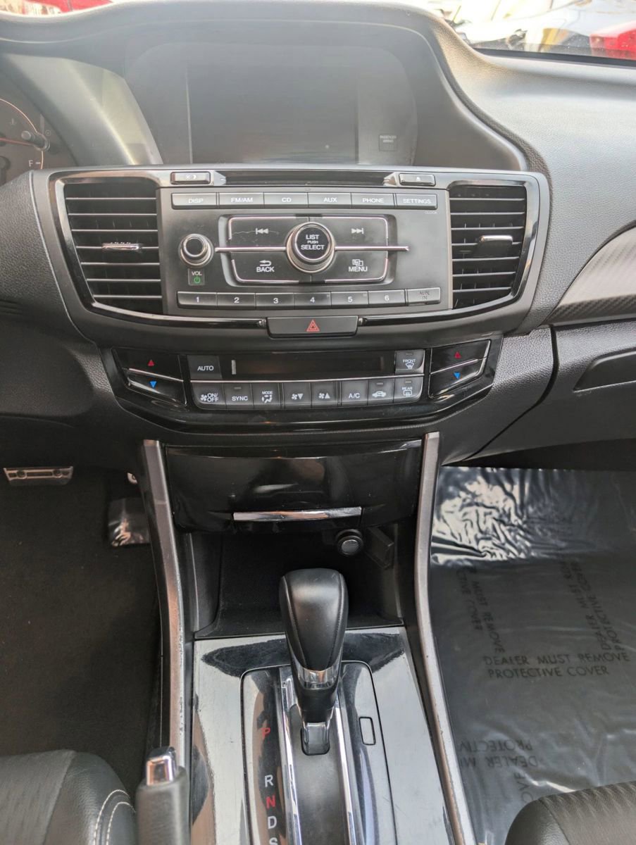 Used 2017 Honda Accord Sport image 17