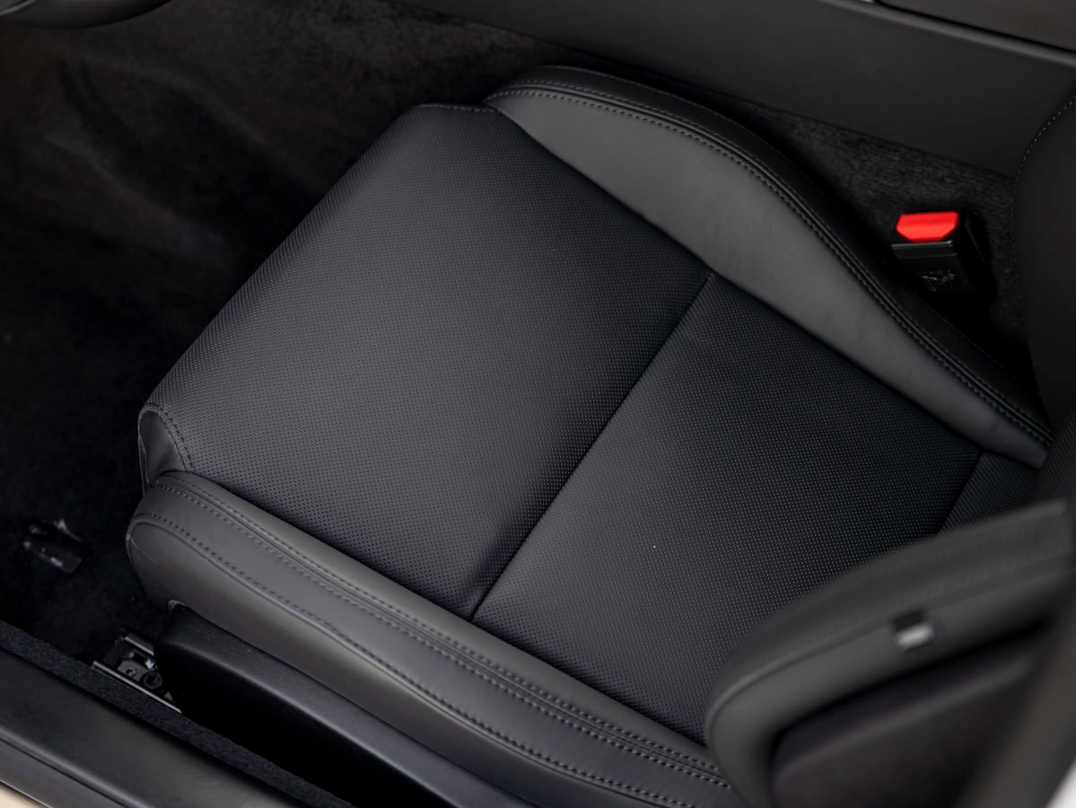 New 2024 Jaguar F-TYPE Coupe AWD image 15