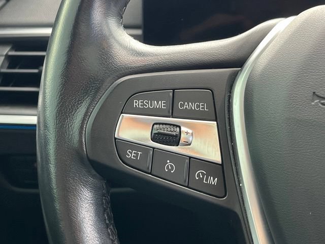 Used 2023 BMW i4 eDrive40 w/ Premium Package RWD image 15
