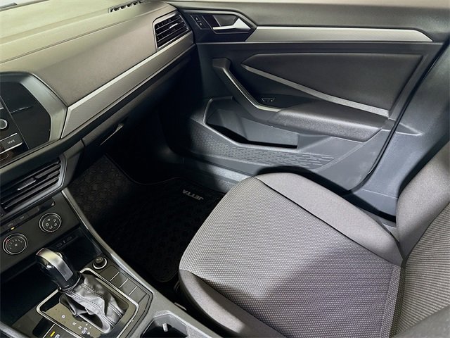 Used 2021 Volkswagen Jetta S image 17
