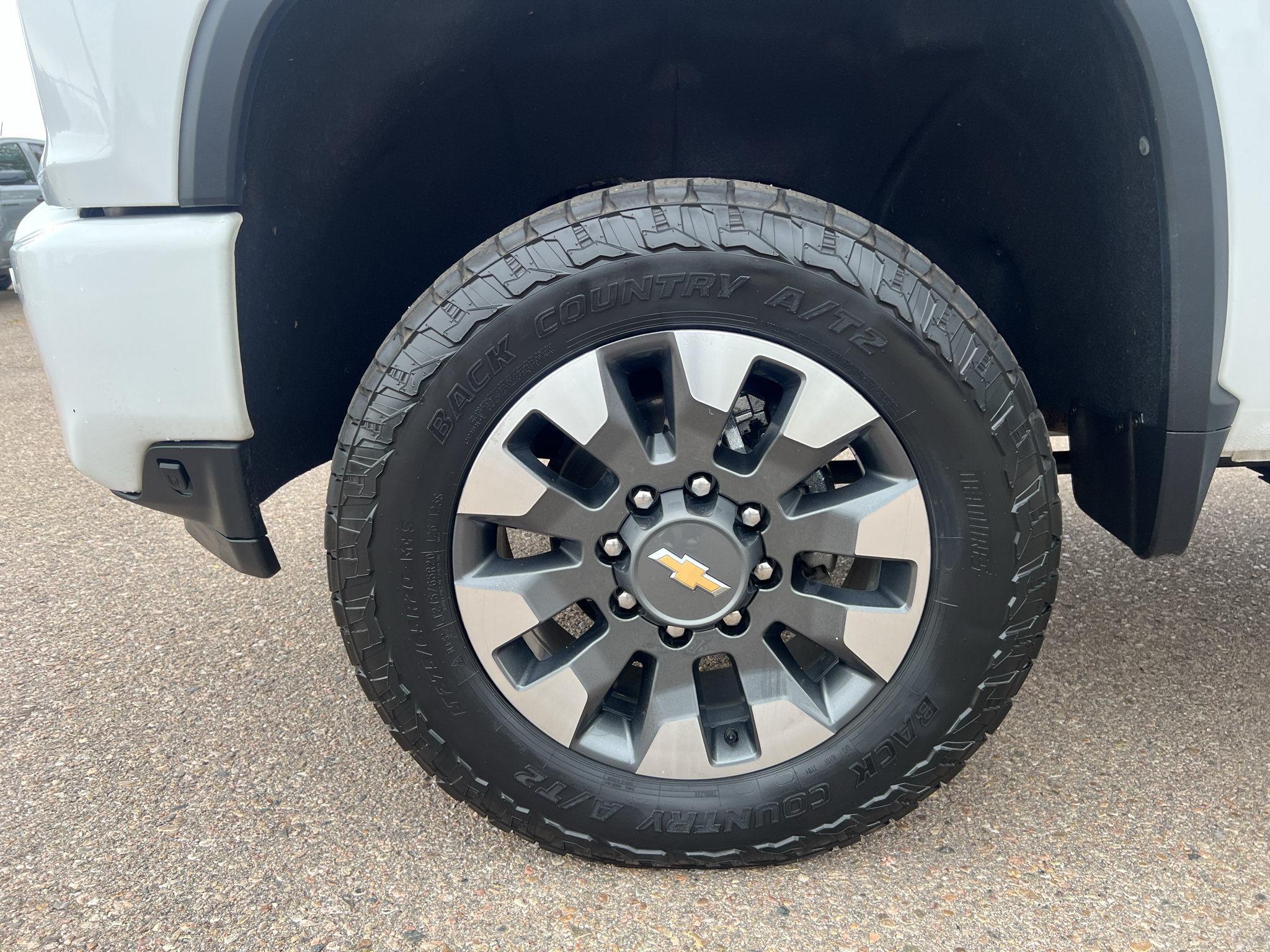 Used 2021 Chevrolet Silverado 2500 LT AWD/4WD image 25