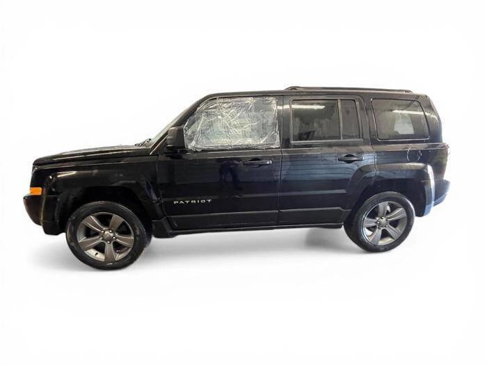 Used 2015 Jeep Patriot High Altitude image 2
