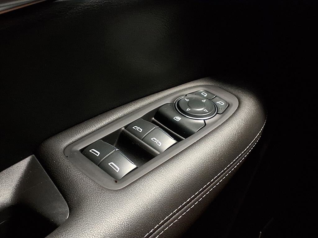 Certified 2024 Cadillac XT5 Luxury image 31