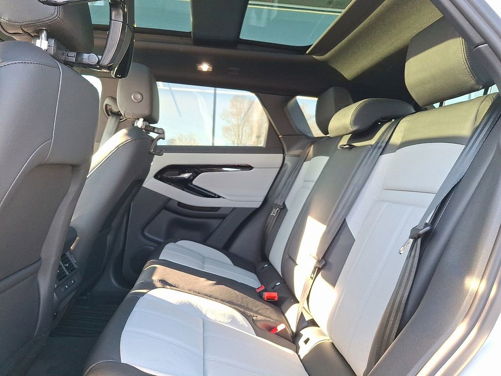 New 2026 Land Rover Range Rover Evoque Dynamic SE image 6