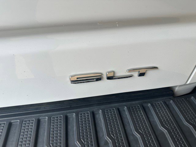 Certified 2023 GMC Sierra 1500 SLT w/ SLT Convenience Package image 12
