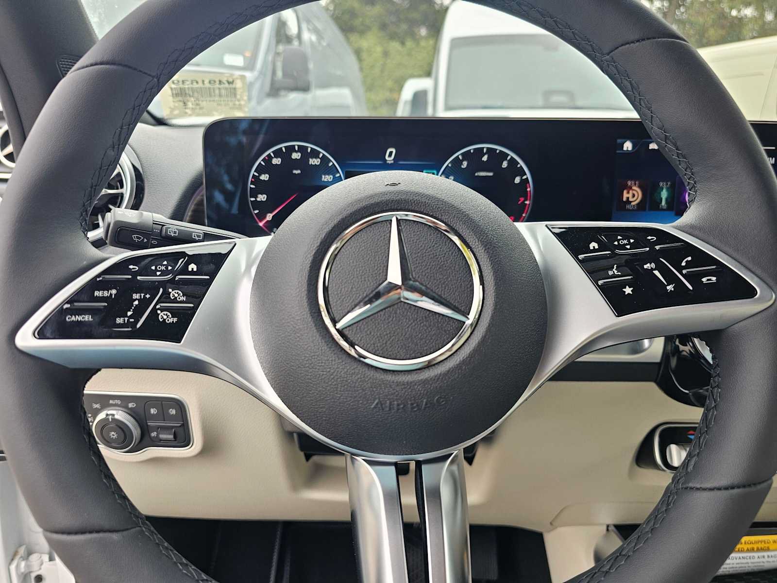 New 2026 Mercedes-Benz GLB 250 image 22