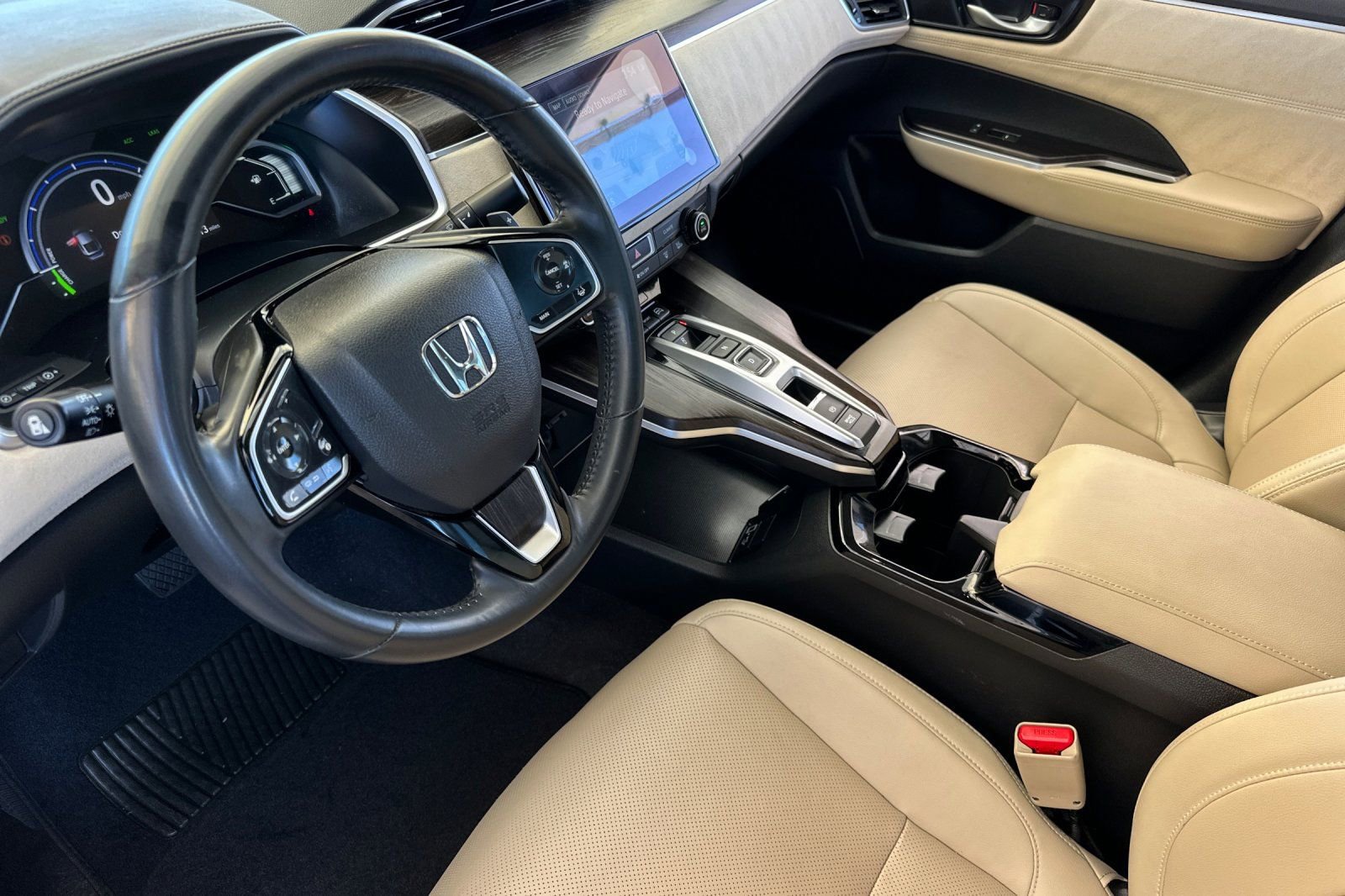 Used 2020 Honda Clarity Touring image 10