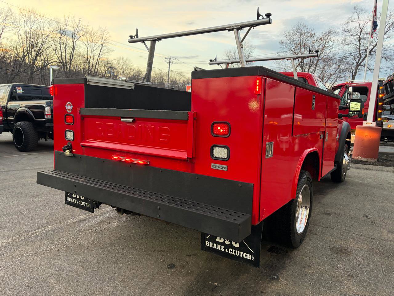 Used 2016 Ford F550 4x4 Regular Cab Super Duty image 8