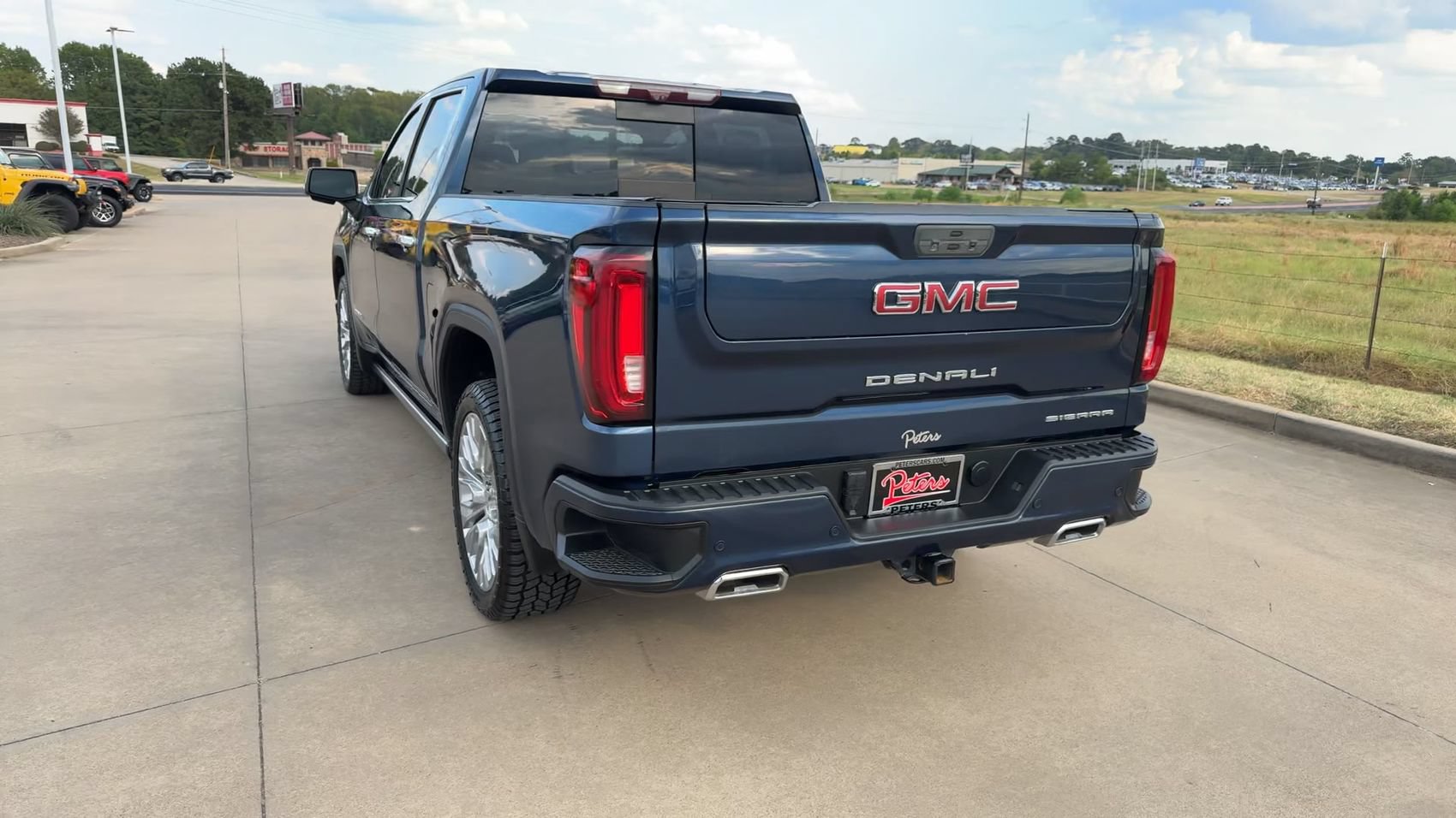 Used 2021 GMC Sierra 1500 Denali w/ Denali Ultimate Package AWD/4WD image 7