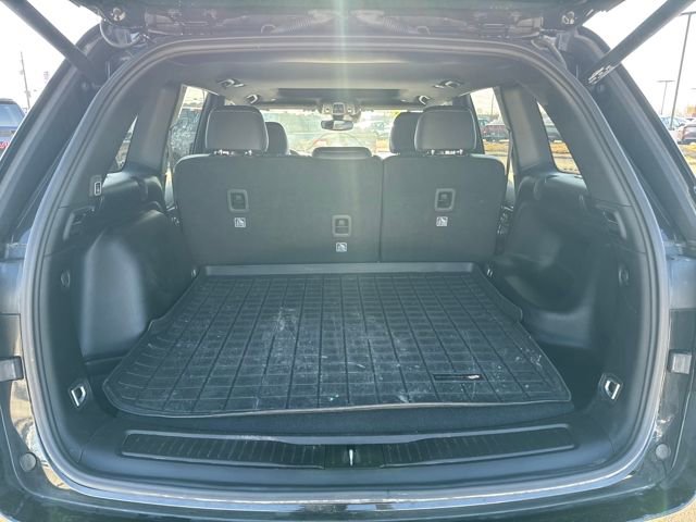 Used 2024 Jeep Grand Cherokee Altitude image 12