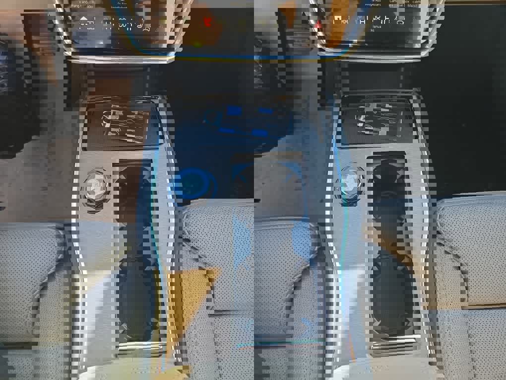 New 2026 Volvo EX90 Ultra image 17