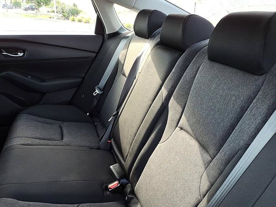Used 2025 Honda Accord SE image 16
