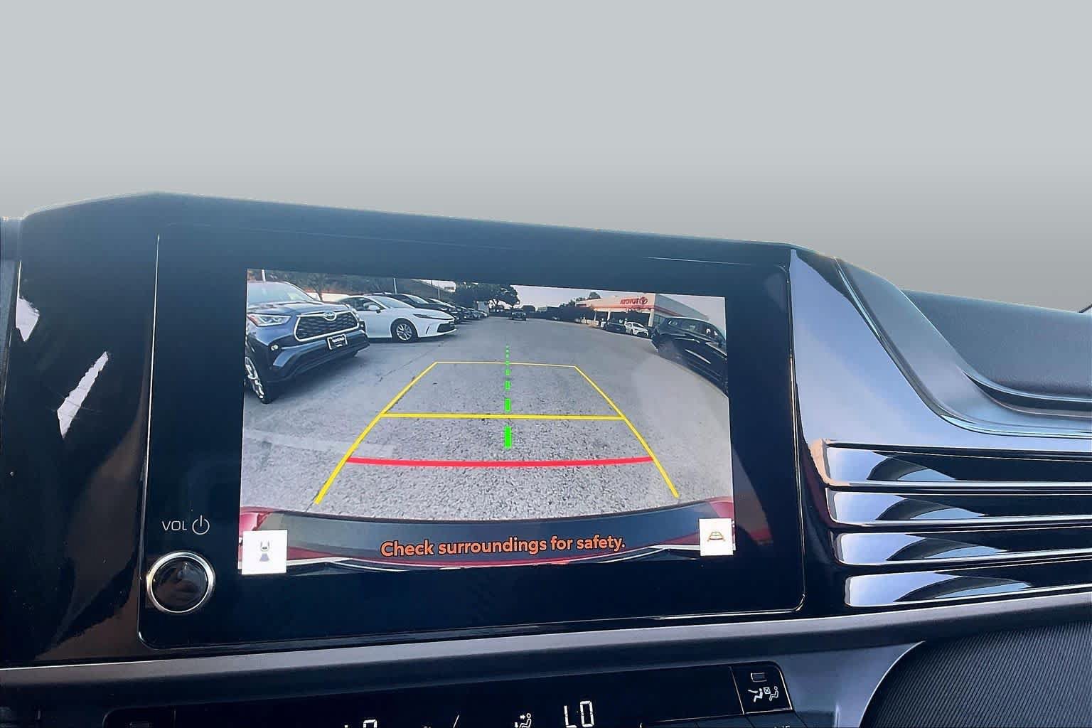 Used 2026 Toyota Camry LE w/ Convenience Package FWD image 26