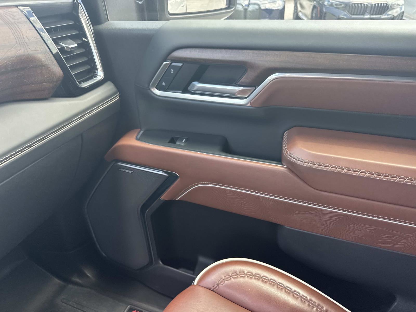 Used 2025 GMC Sierra 2500 Denali Ultimate AWD/4WD image 23
