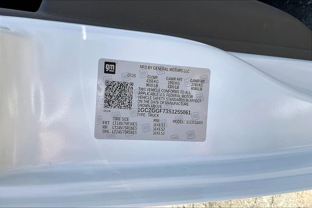 New 2025 Chevrolet Express 3500 w/ Driver Convenience Package image 13