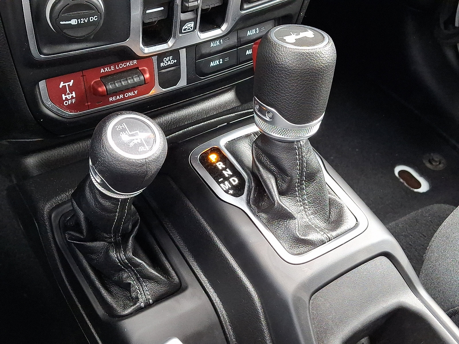 Certified 2025 Jeep Wrangler Unlimited Sport AWD/4WD image 15