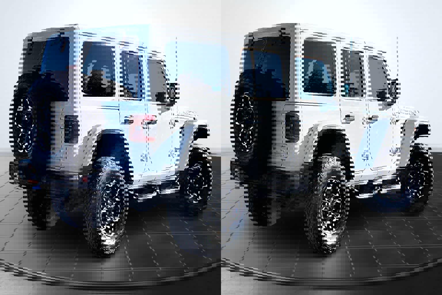 Used 2023 Jeep Wrangler Unlimited Rubicon 4xe w/ Cold Weather Group image 23