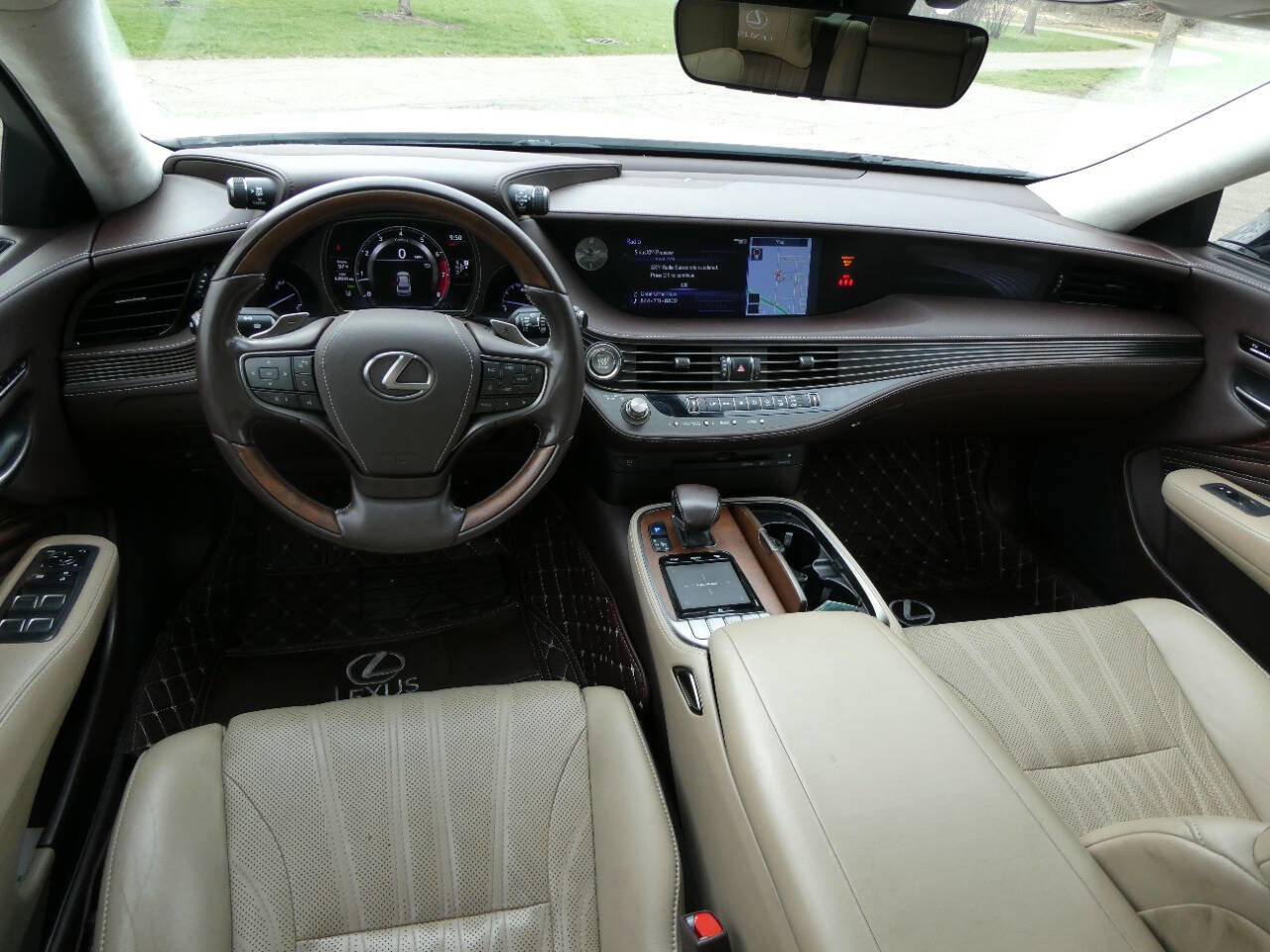 Used 2018 Lexus LS 500 AWD w/ Interior Upgrade Package image 9