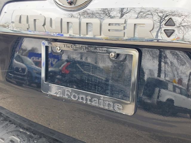 Used 2022 Toyota 4Runner Limited image 35